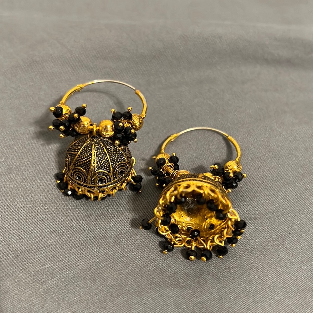 Traditional earrings